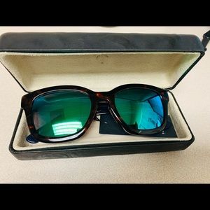 Sunday somewhere sunnies